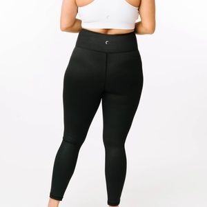 🖤 Black 🖤 Vibrations LightnTights Hi-Rise